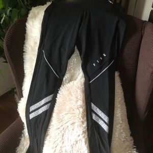 Victoria’s Secret ultimate leggings